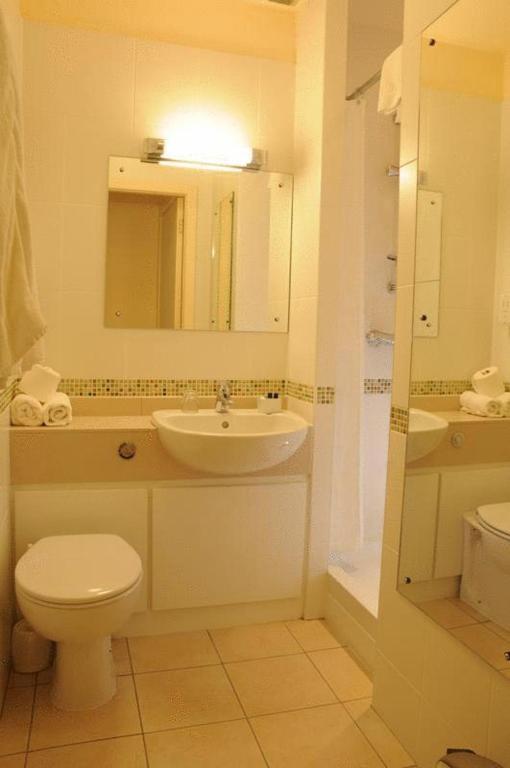 Sefton Express Hotel بلاسالا الغرفة الصورة